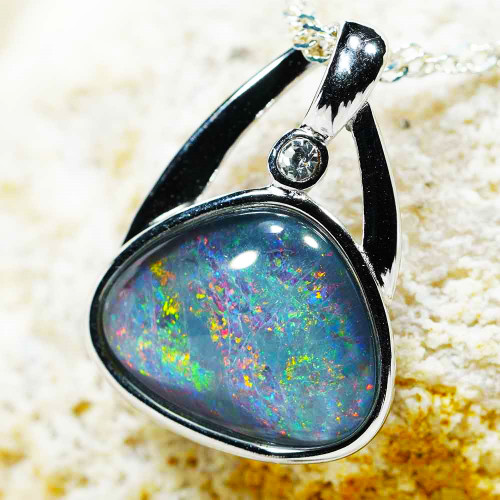 *TOUCH OF HEAVEN STERLING SILVER AUSTRALIAN OPAL NECKLACE